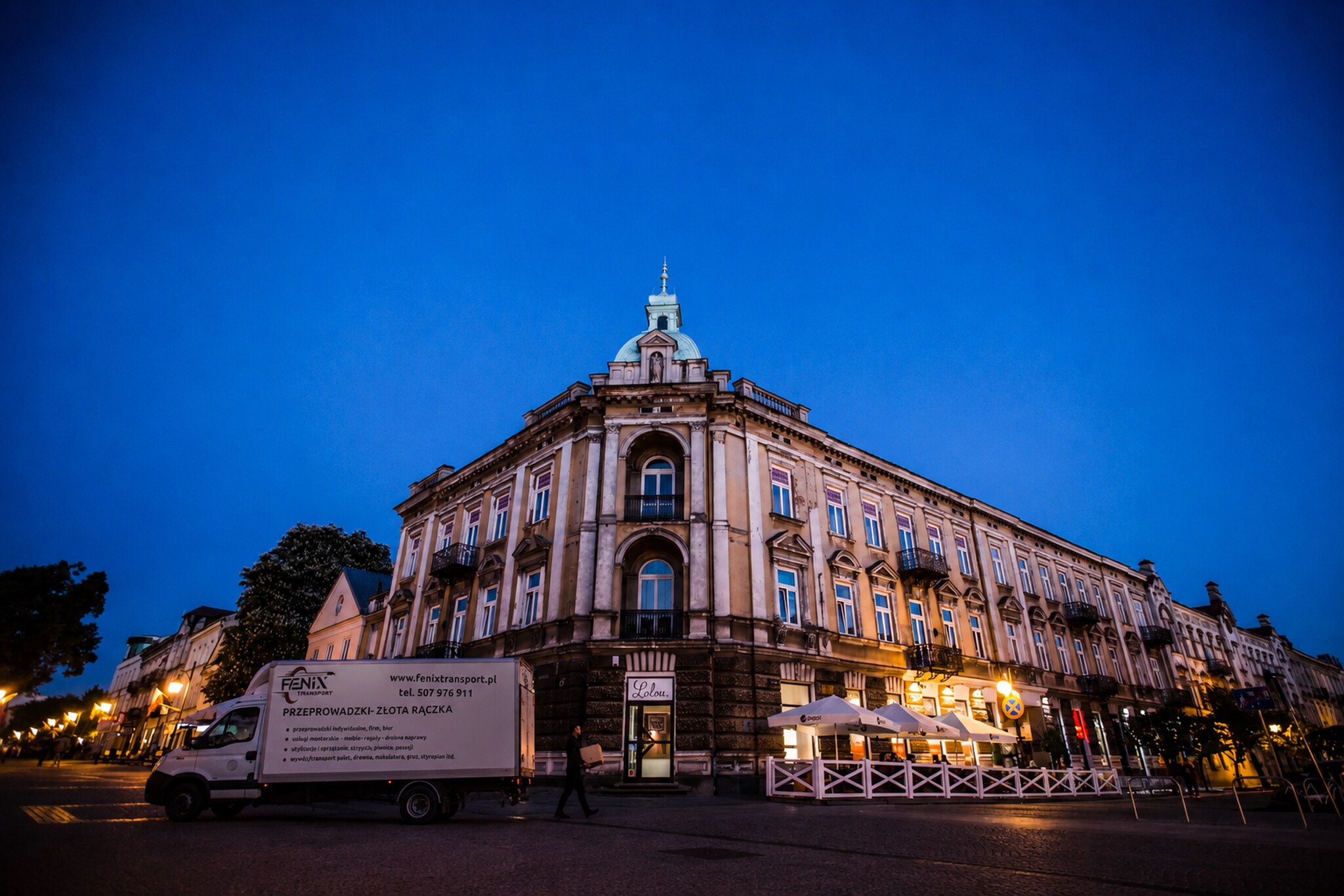 fenix-radom-uliczka_Easy-Resize.com